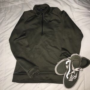 Men’s Nike Quarter Zip Pullover